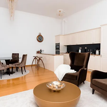 Apartment Staropramenna Garden